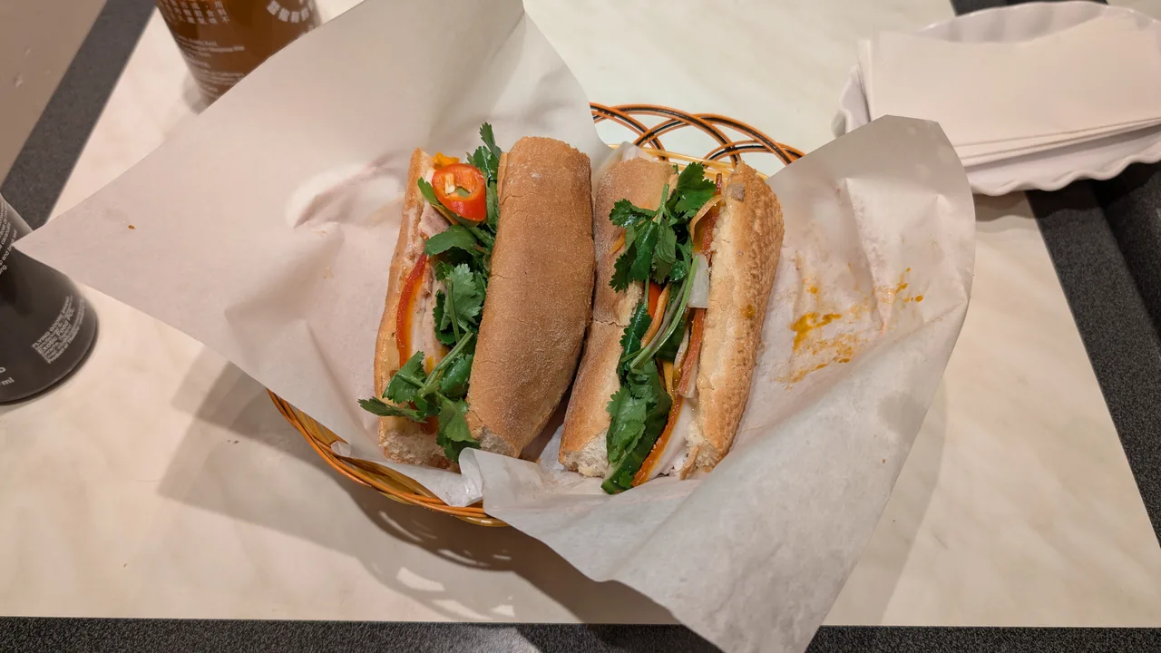 Bánh mì Sài Gòn. Ảnh: Wikimedia Commons